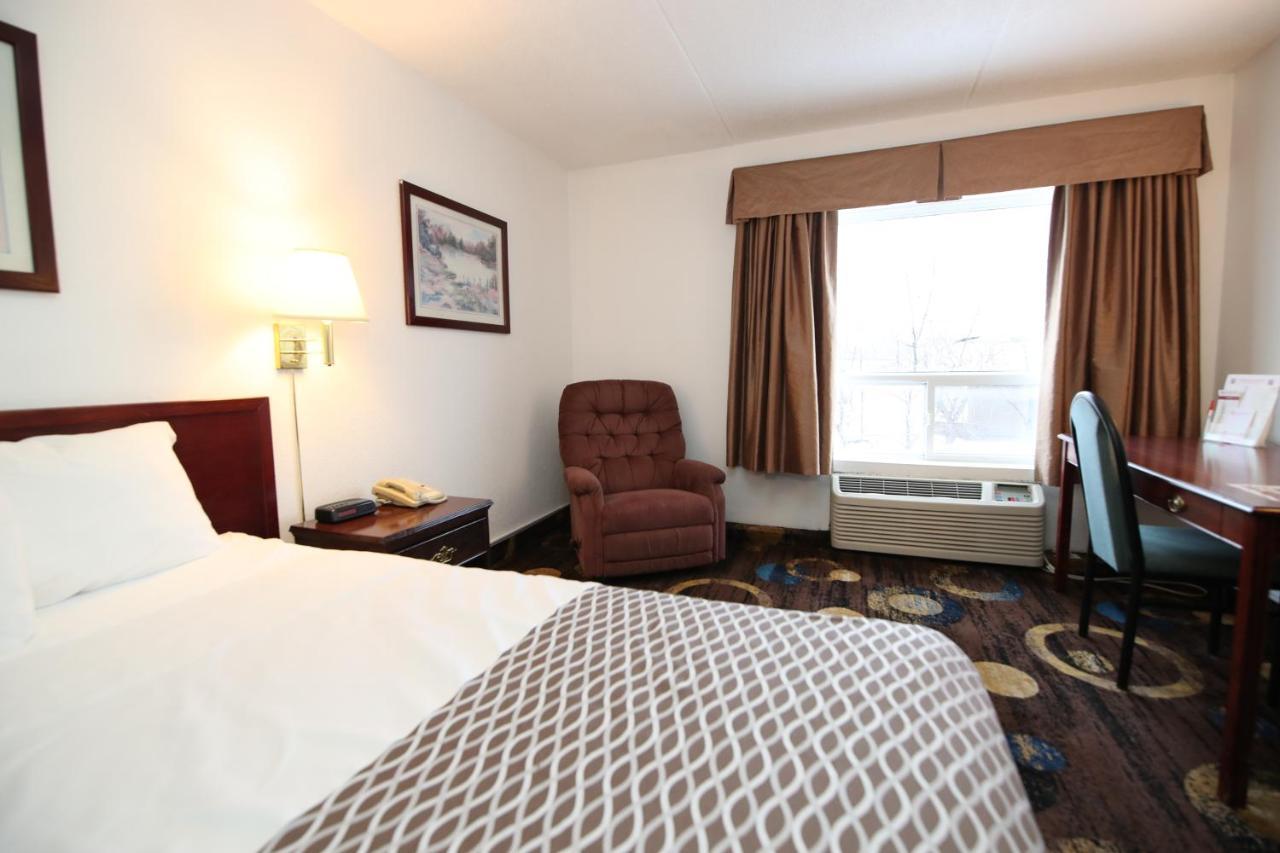 Stonebridge Hotel ฟอร์ตมิคมาร์รีย์ ภายนอก รูปภาพ