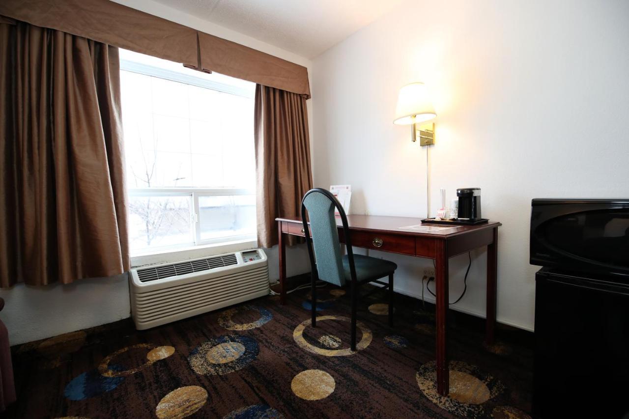 Stonebridge Hotel ฟอร์ตมิคมาร์รีย์ ภายนอก รูปภาพ